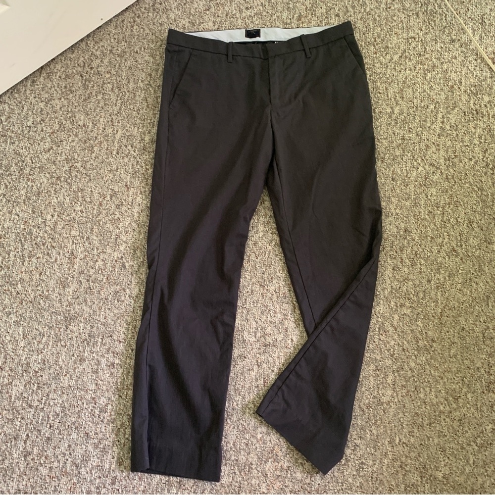 Gap Khakis Tailored Straight Fit Grey Pants - Picture 3 of 10